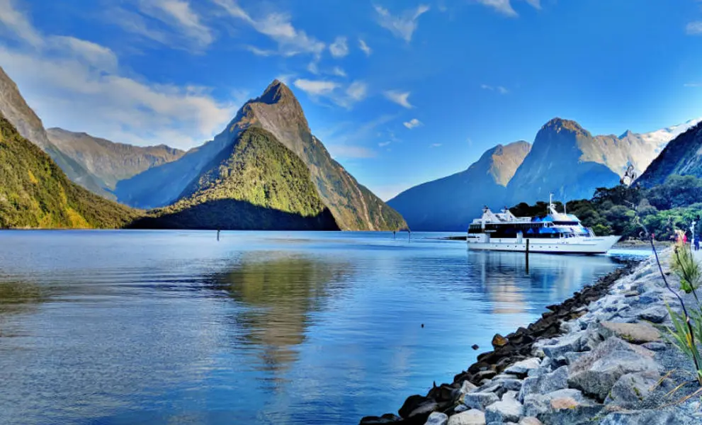 A Year of Travel - Milford Sound - New Zealand